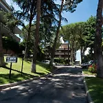 Park Hotel Blanc Et Noir
