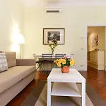 Via Giulia Charming Apartment - Feels Like Home