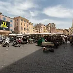 Pellegrino Campo De\' Fiori Suite