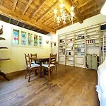 Charming Trastevere Apartment