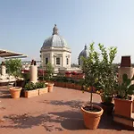 What are the best hotels near Colosseum?