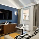 Gkk Exclusive Private Suites