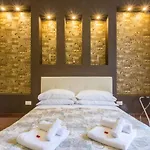 Stazione San Pietro 20 Apartment