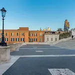 Les Diamants Spanish Steps Suite