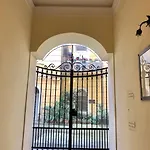 Gracchi Guest House