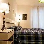 Vatican Museums Roomy Apartment