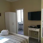 Maracaibo Sun Guest House