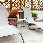 B&B Cultroma Roof Garden