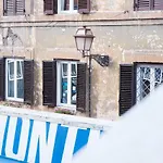 Nerva Accommodation
