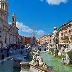 Navona Square Love Apartment