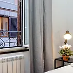 Balestrari Street - Mama\'S Home
