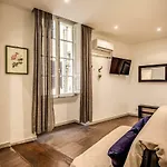 Guest House O Affittacamere La Civetta Di Trastevere B