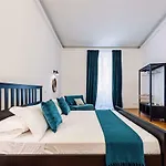 Pantheon Elegance Apartment