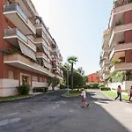 La Mimosa Apartment In Rome
