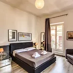 Grotte&Grottino, 2 Next Door Apt In Campo De Fiori