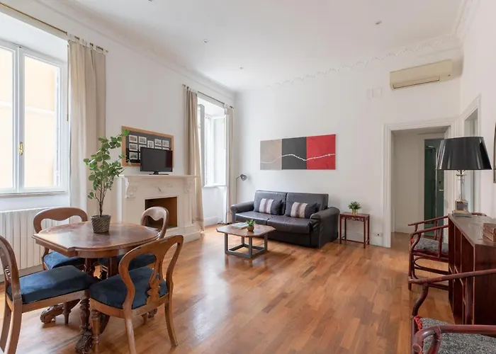 Iflat Elegant Apartment In 18Th Century Palace