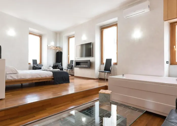 Plaza Suite Collection