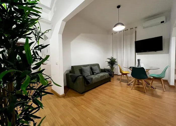 Conte Rosso Apartment