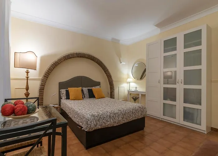 Piazza Navona & Pantheon Central Apartment