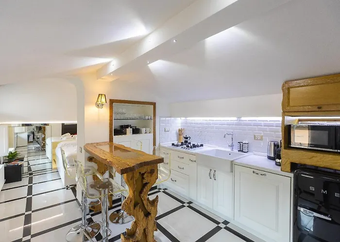 Star Home By Rental In Rome