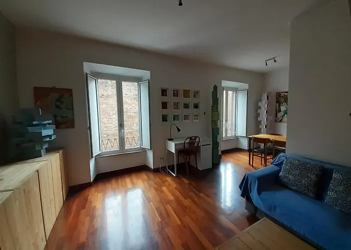 Art Atelier Flat