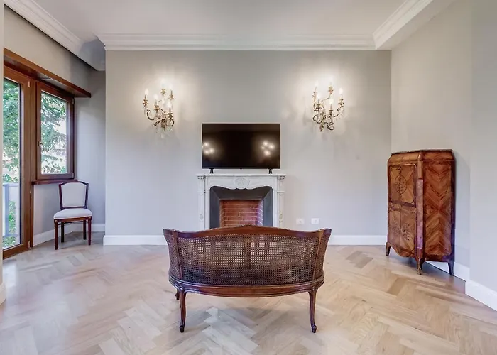 Bmga L Chic And Charm 3Bdr Apt In Coppede District