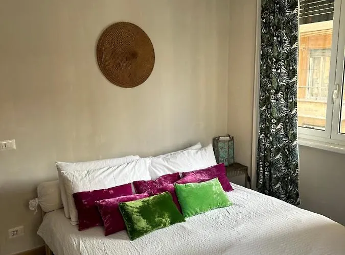 Room Bridge