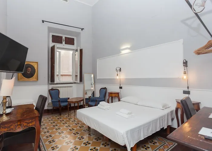 Palazzo Del Duca Piazza Navona Guest House