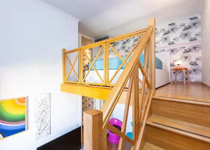 Colosseum Bright Two Bedroom Apartment