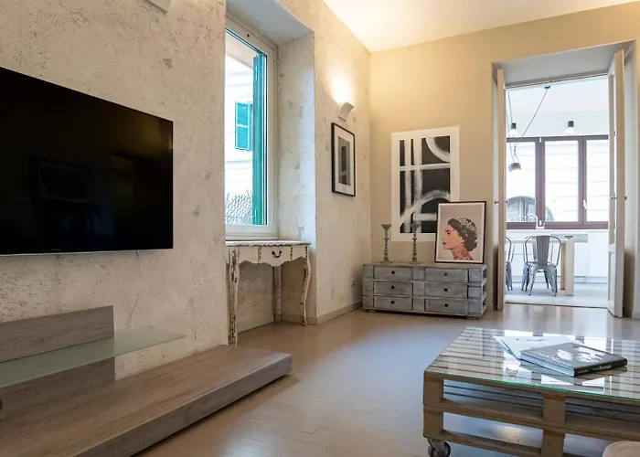 Cozy Nest With Terrace In Trastevere