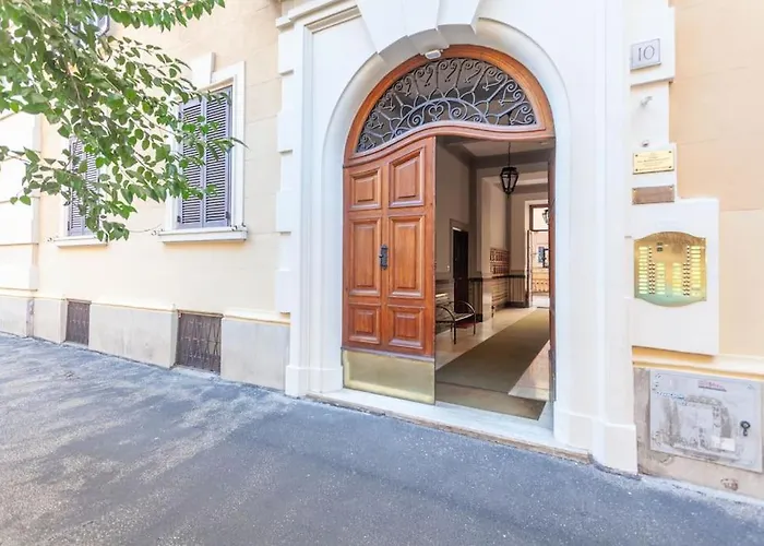 Cami Vatican Apartment
