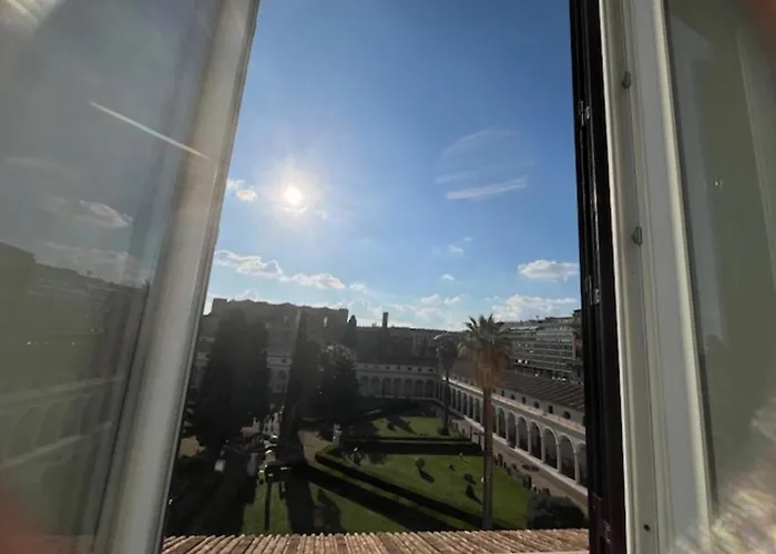 Camera X2 Con Magnifica Vista Sul Chiostro Di Michelangelo E Le Terme Di Diocleziano