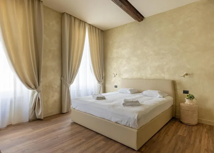 Pantheon Urbes Collection