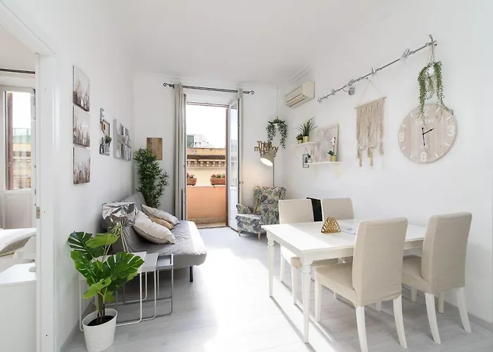 White Napoleone Apartment