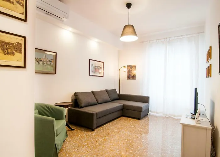 Vatican Museums Roomy Apartment