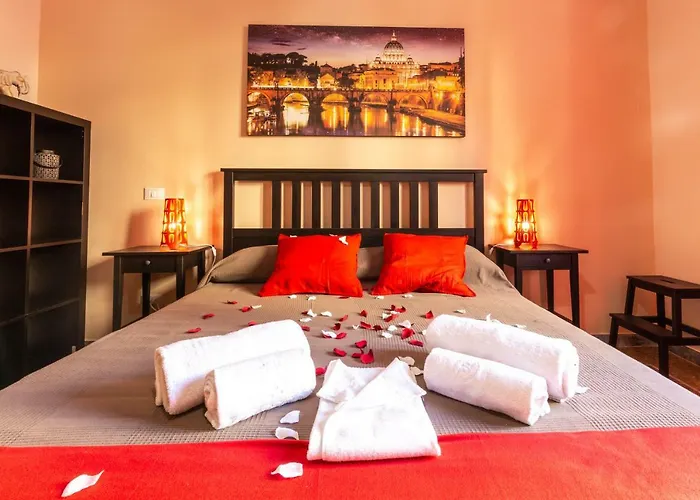Traveller\'S Home In Gourmet District Near Center!