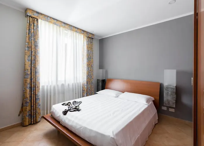 Crosti Apartments