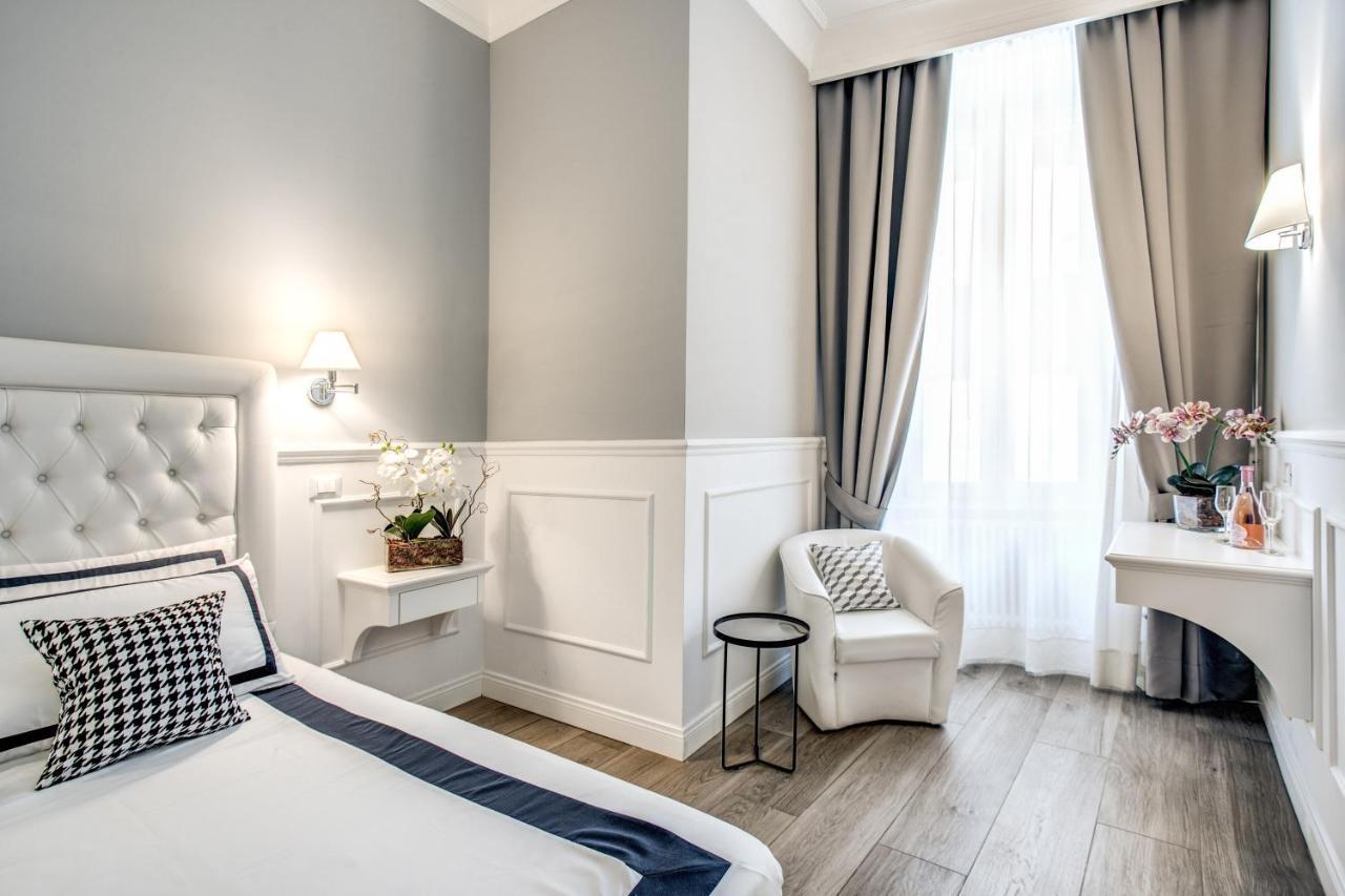 Affittacamere Just For Us - Piazza Di Spagna 3*
