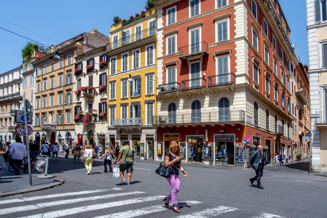 Via Del Corso Roma