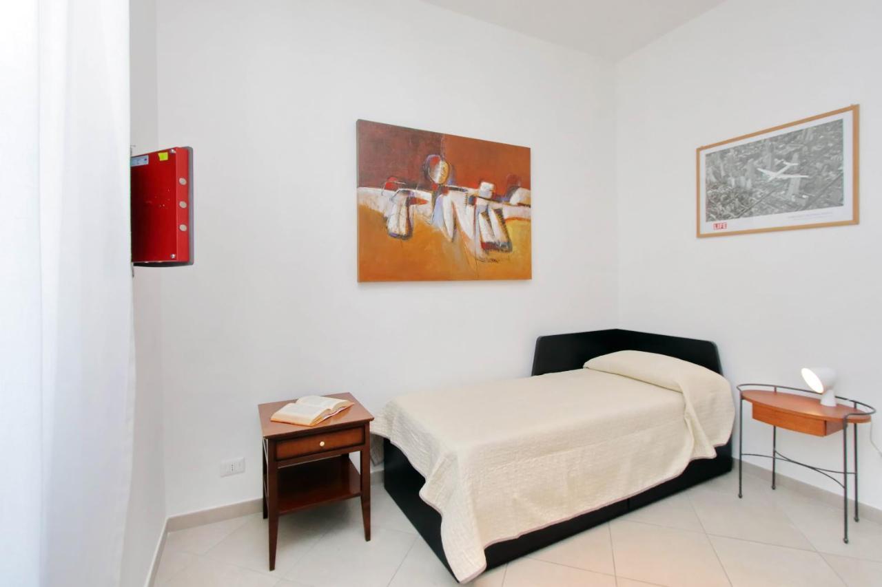 Via Cola Di Rienzo 285 Apartamento *