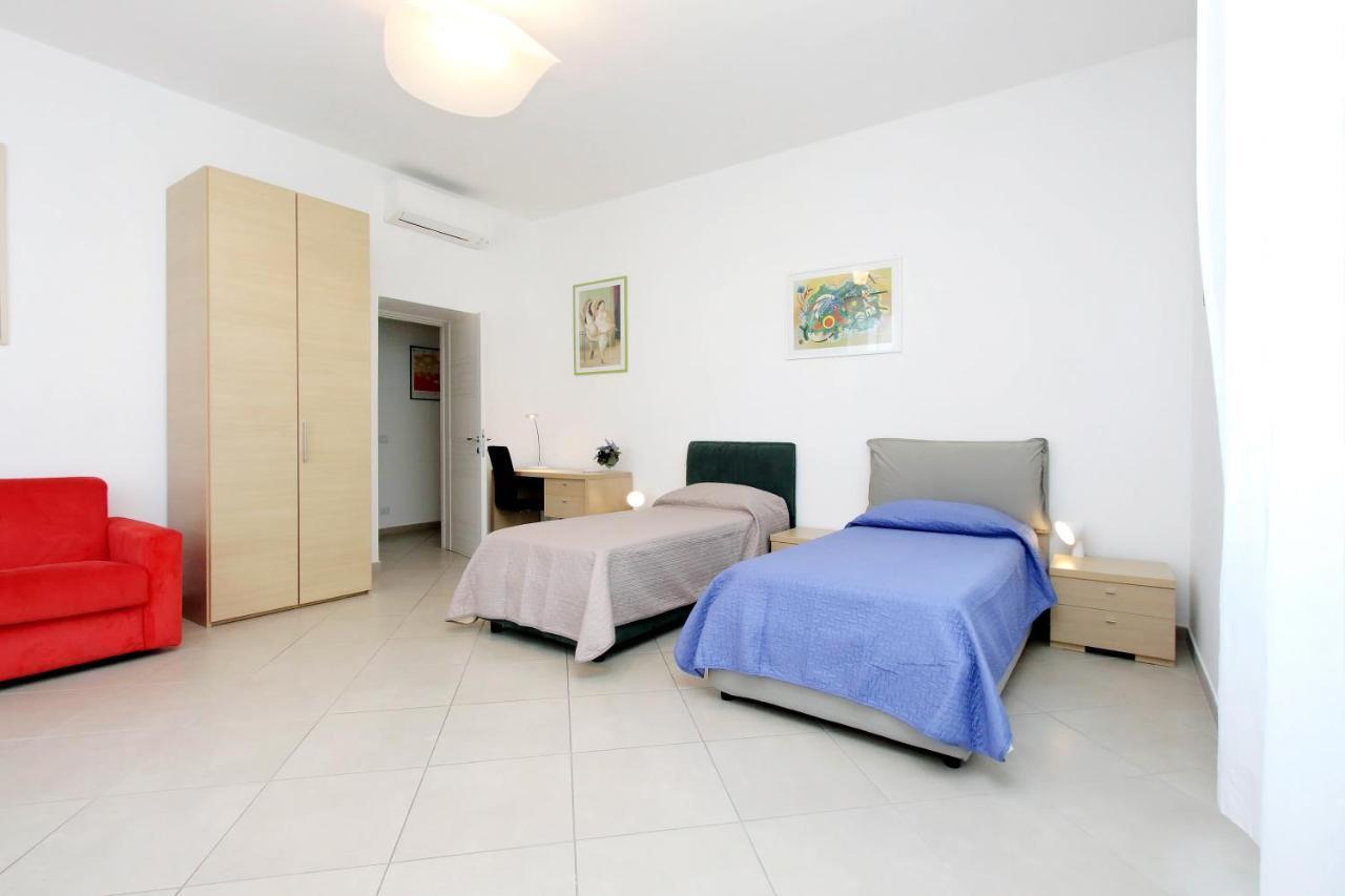 Via Cola Di Rienzo 285 Apartamento *