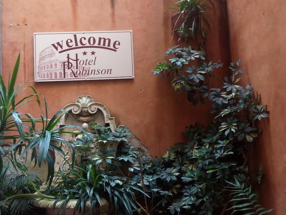 Robinson 2* Rom