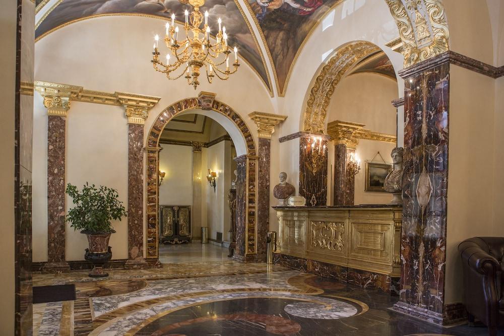 Hotel Des Epoques