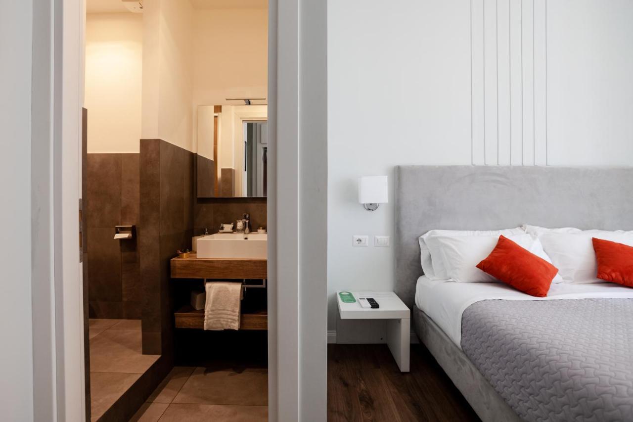 Pensión Eighty Four Luxury 3*