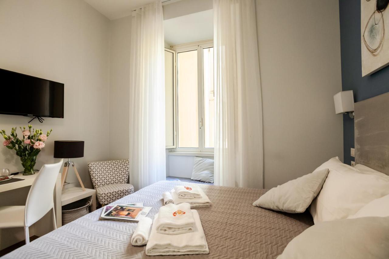 Eighty Four Luxury Pensión 3*