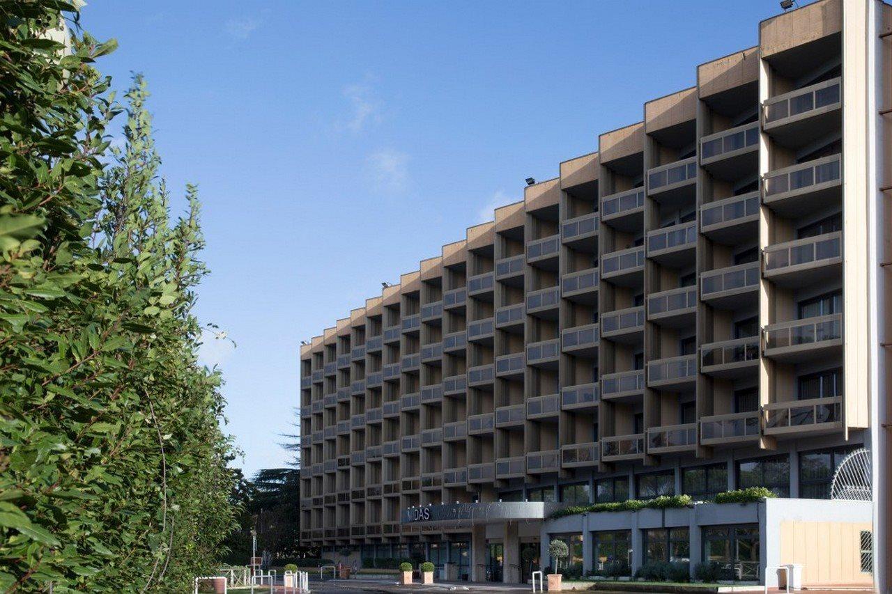 Wyndham Midas Hotel 4*