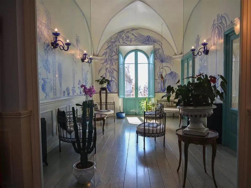 Lilium Boutique Hotell 3*