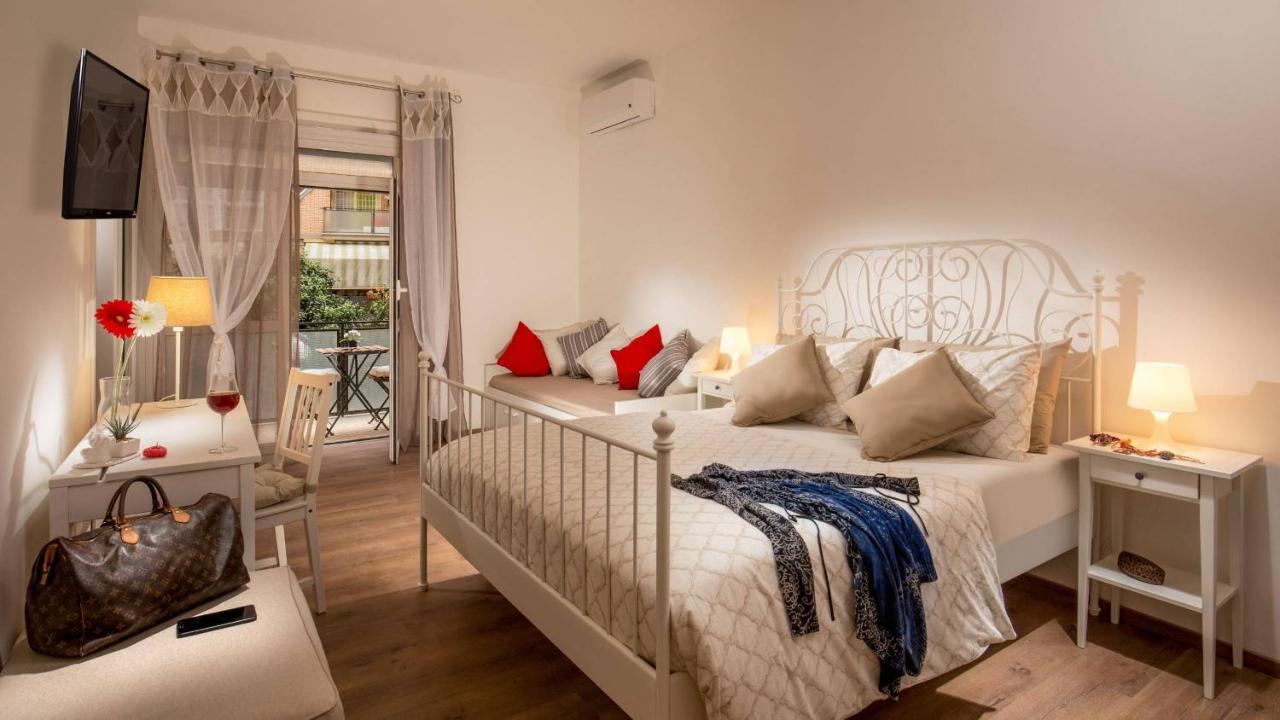 Sweet Piramide Bed & Breakfast *