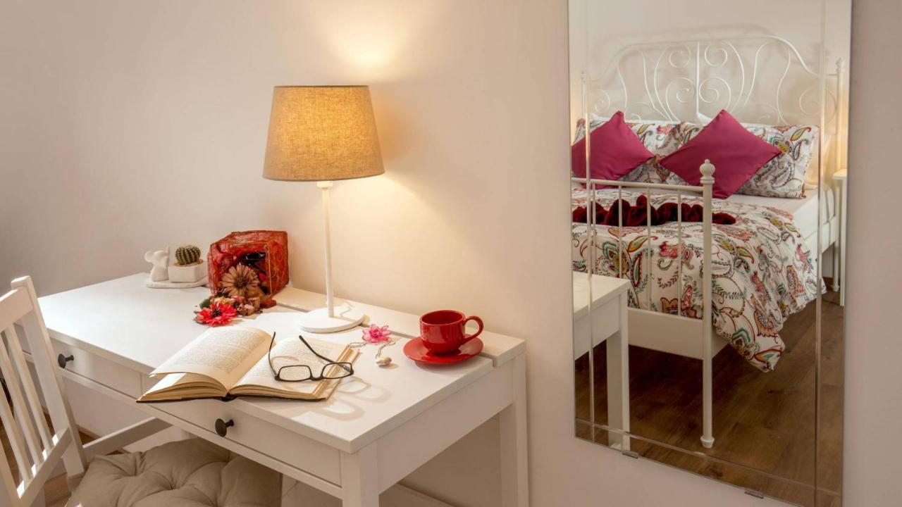 Sweet Piramide Bed & Breakfast