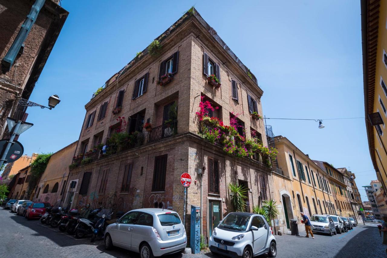 Rent Trastevere